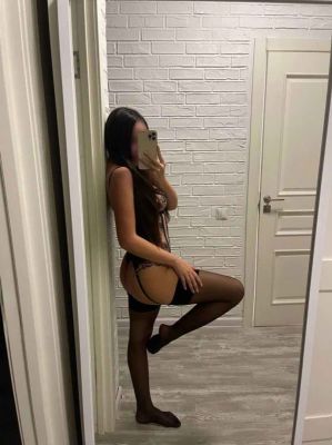 Знакомства в Новосибирске — Алина, 24 лет